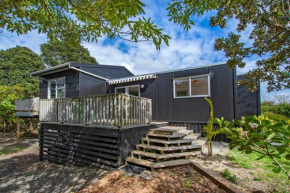 Blackwood Bach - Mangawhai Heads Holiday Home